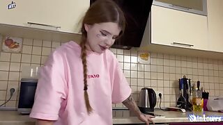 Парень отказал от анала – друг не упустил момент!